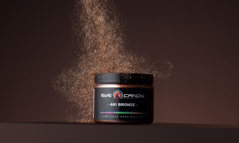 Mica Powder vs. Pigment Powder: What’s the Difference?